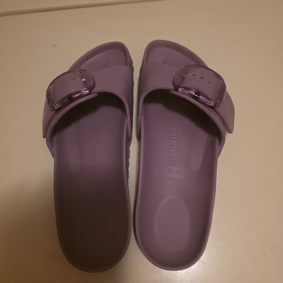 Madrid Big Buckle - Picture 3 of 4